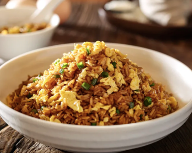 fried rice with soy souce 酱油炒饭 with spam meat inside 内含午餐肉